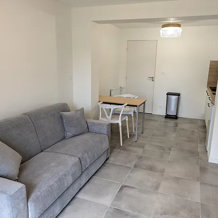 Independant En Rez-de-jardin Διαμέρισμα